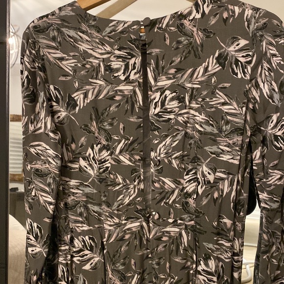 Tailored made dress - Picture 3 of 3